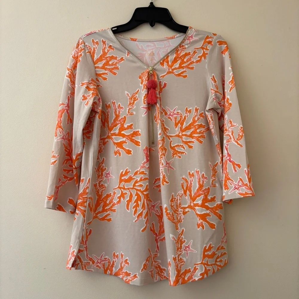 Belle by Kim Gravel Coral Reef Print Tassel V Neck Tunic Top Women’s Small